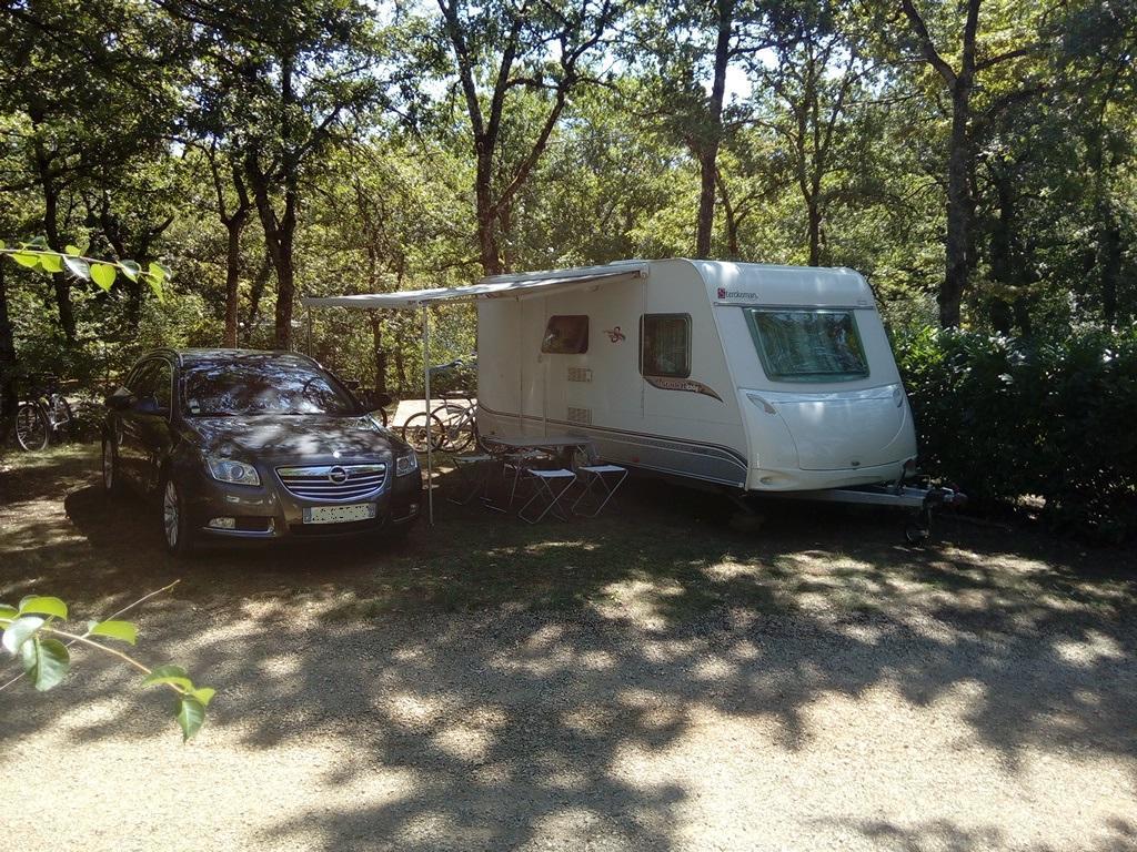 Hotel Camping Au Bois Dormant Chauffour-sur-Vell Exterior foto