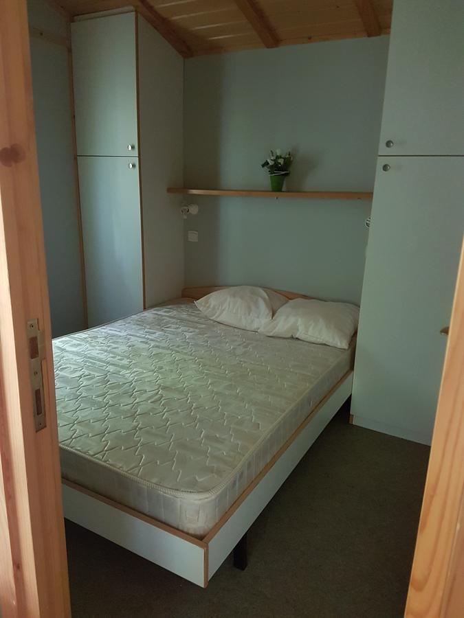 Hotel Camping Au Bois Dormant Chauffour-sur-Vell Exterior foto