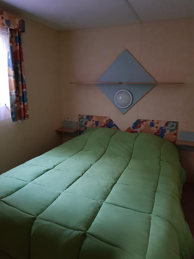 Hotel Camping Au Bois Dormant Chauffour-sur-Vell Exterior foto