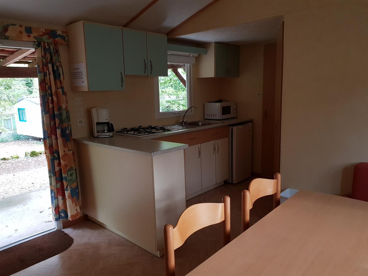 Hotel Camping Au Bois Dormant Chauffour-sur-Vell Exterior foto