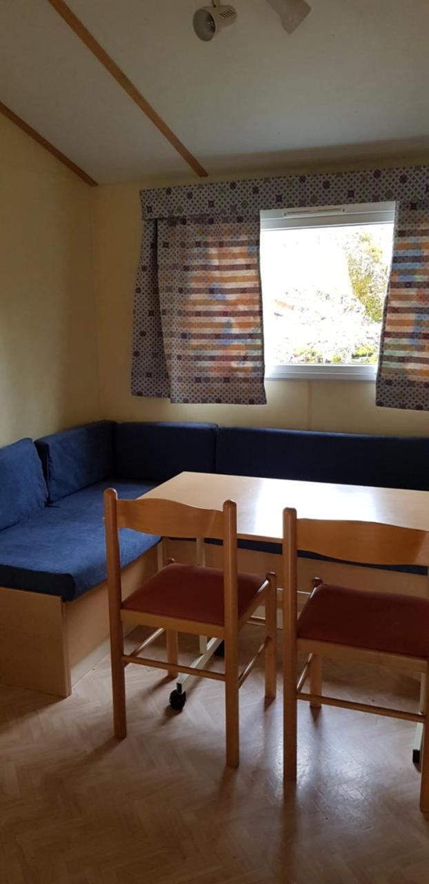 Hotel Camping Au Bois Dormant Chauffour-sur-Vell Exterior foto